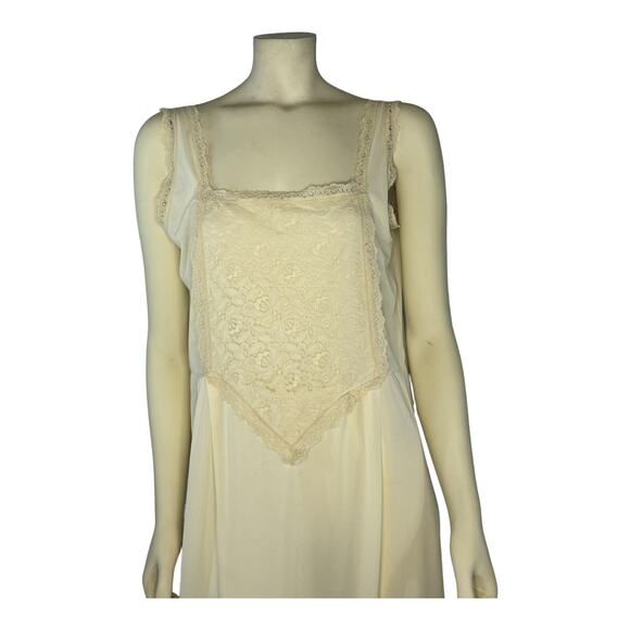 American Vintage 1960's handmade cream lace slip size medium - Picture 15 of 16